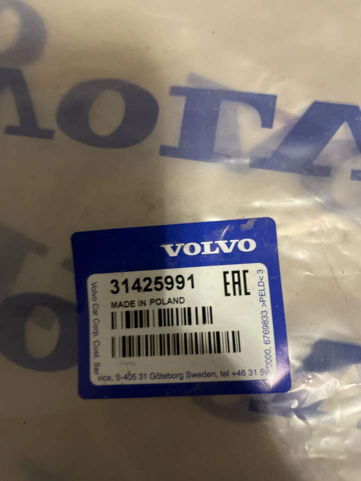 31425991 Volvo XC40 Priekinė sandarinimo guma ant kėbulo