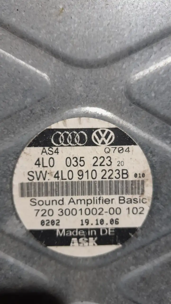 Audi Q7 4L (2005 - 2009) 4L0035223 Усилитель звука — фото 4