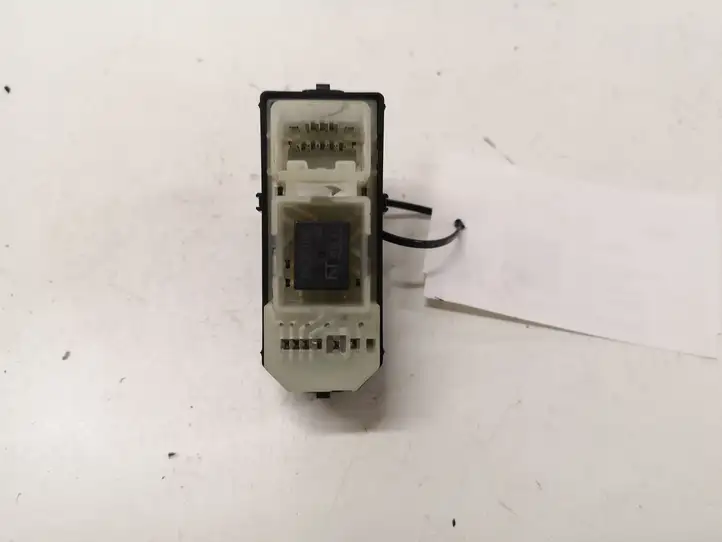 Toyota Avensis Verso (2001 - 2004) 514746 Блок кнопок стеклоподъемников — фото 2
