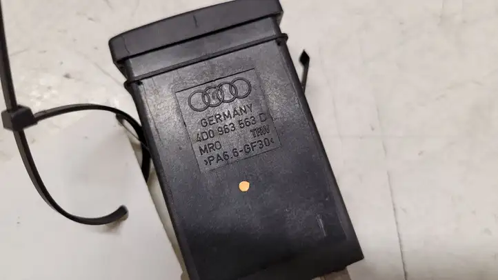 Audi A8 S8 D2 4D (1999 - 2002) 4D0963563D Включатель обогрева — фото 2