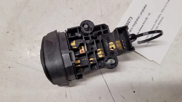 Nissan Almera N16 (2000 - 2010) 030501 Кнопки на рулевом колесе — фото 2