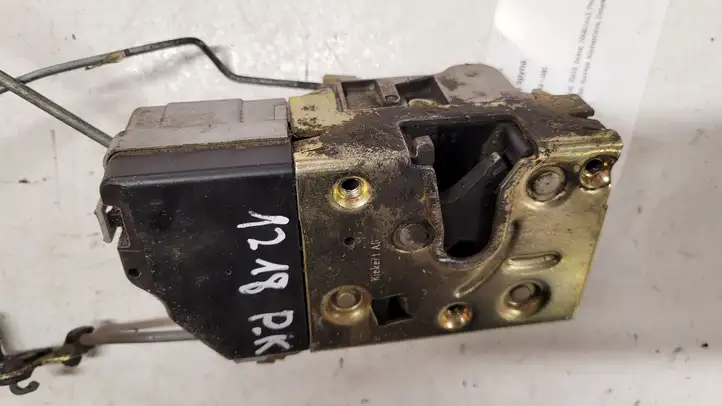 Peugeot Partner (2002 - 2008) Замок передней двери — фото 4
