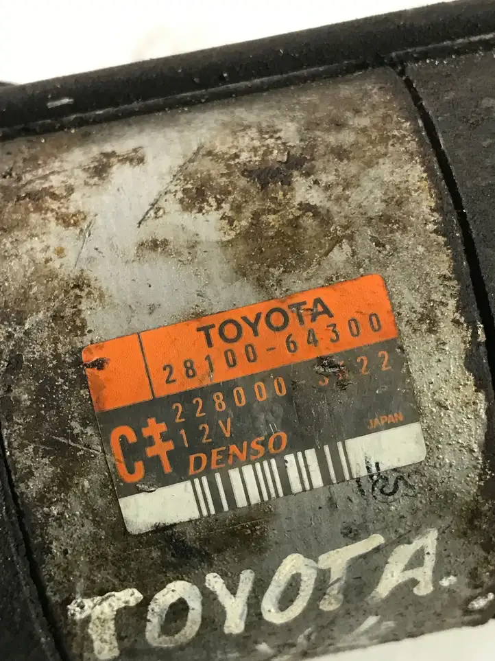 Toyota RAV 4 (XA20) (2000 - 2005) 2810064300 Стартер — фото 2