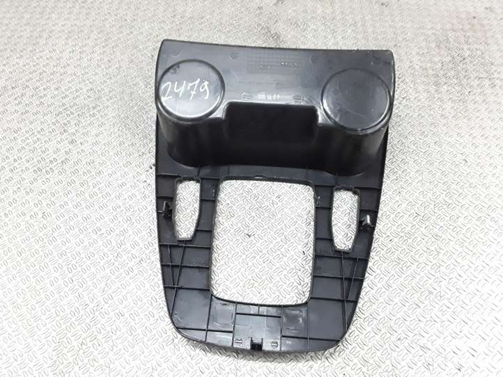 SsangYong Rodius (2004 - 2007)  7666121010 Держатель чашки