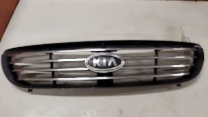 Kia Magentis (2006 - 2008) 863502G100 Верхняя решетка радиатора — фото 1