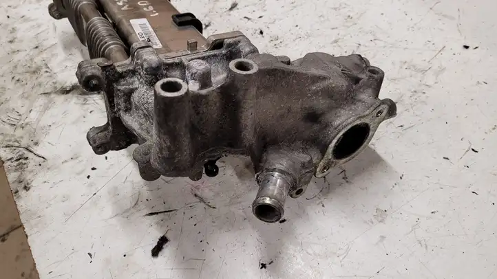 Opel Astra K (2015 - 2020) V29007672 Охладитель клапана EGR — фото 4