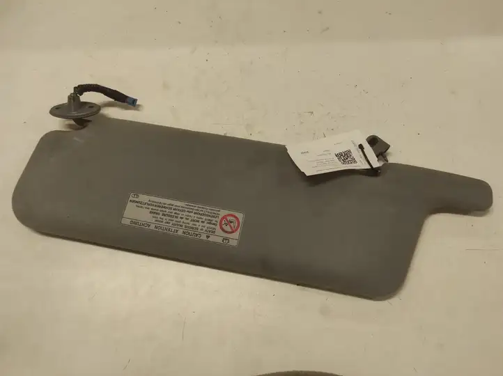 Toyota Previa (XR30, XR40) II (2000 - 2006) Солнцезащитный козырек — фото 3