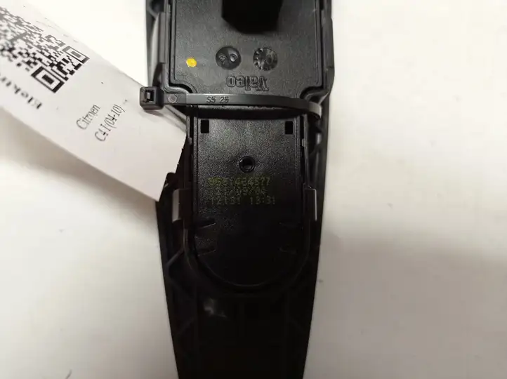 Citroen C4 (2004 - 2008) 9651484577 Кнопка стеклоподъемников — фото 3