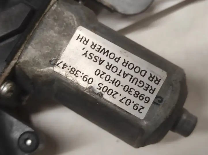 Toyota Corolla Verso AR10 (2004 - 2009) 99720101 Стеклоподъемник передней двери (комплект) — фото 4