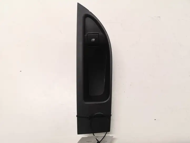 Opel Astra J (2009 - 2012) 13258639 Кнопка стеклоподъемников — фото 1