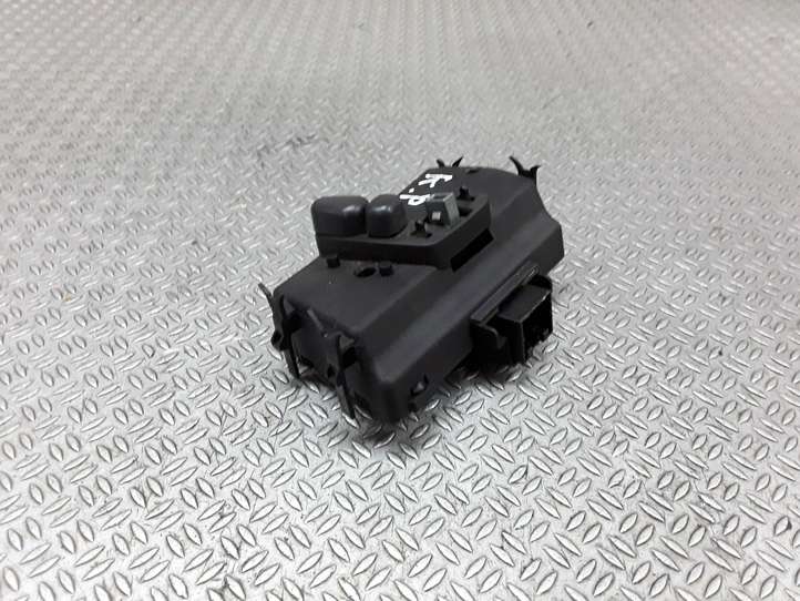 Chrysler Pacifica (2003 - 2008)  1AK87TRMAB Ручка регулировки сиденья