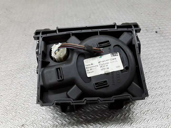 Audi A6 (2004 - 2008)  4F1862533C Держатель чашки