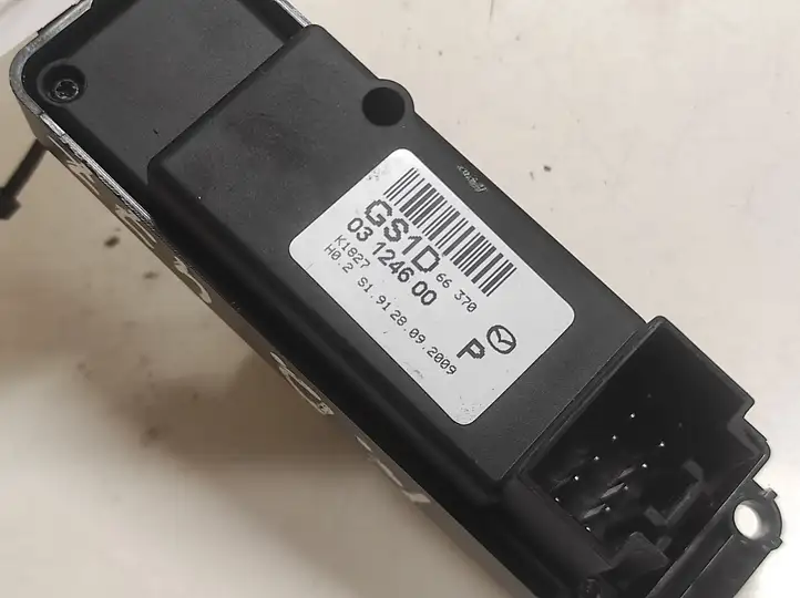 Mazda 6 (2009 - 2012) GS1D66370 Кнопка стеклоподъемников — фото 3
