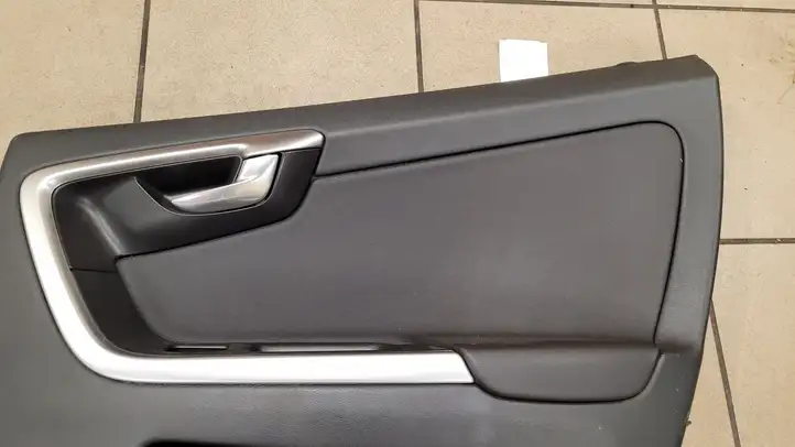 Volvo XC60 (2008 - 2013) 8635781 Обшивка задней двери — фото 2