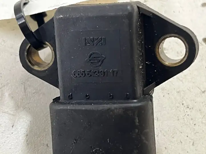 Ford Focus (1998 - 2004) 6655423117 Датчик давления турбины — фото 3