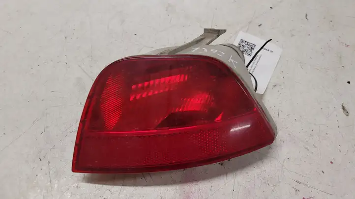 Ford Focus (1998 - 2004) YA4X15K273A Задняя противотуманная фара — фото 1