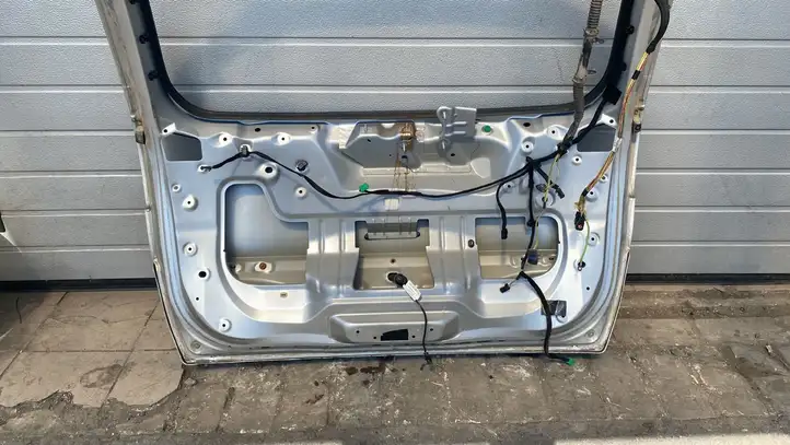 Citroen C4 I Picasso (2006 - 2013) Крышка багажника — фото 7