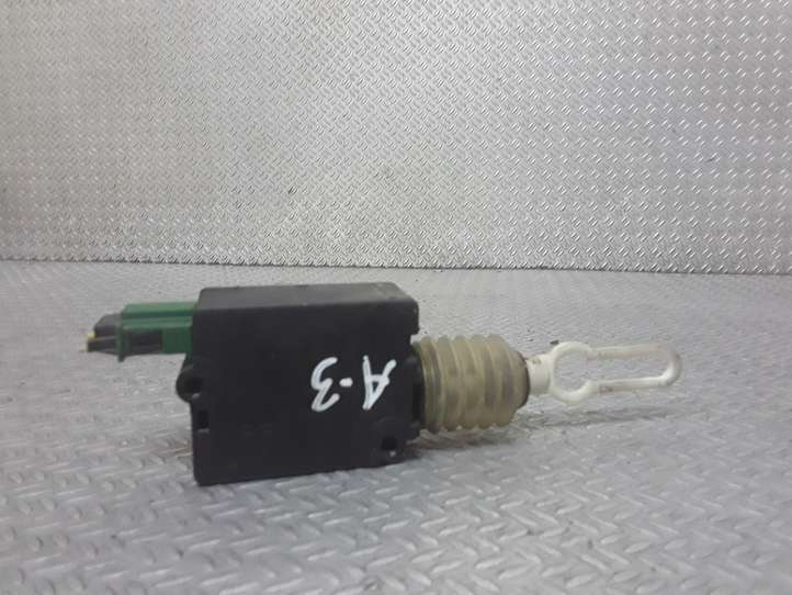 Audi A3/S3 8L (1996 - 2000)  4B9962115 Двигатель центрально замка
