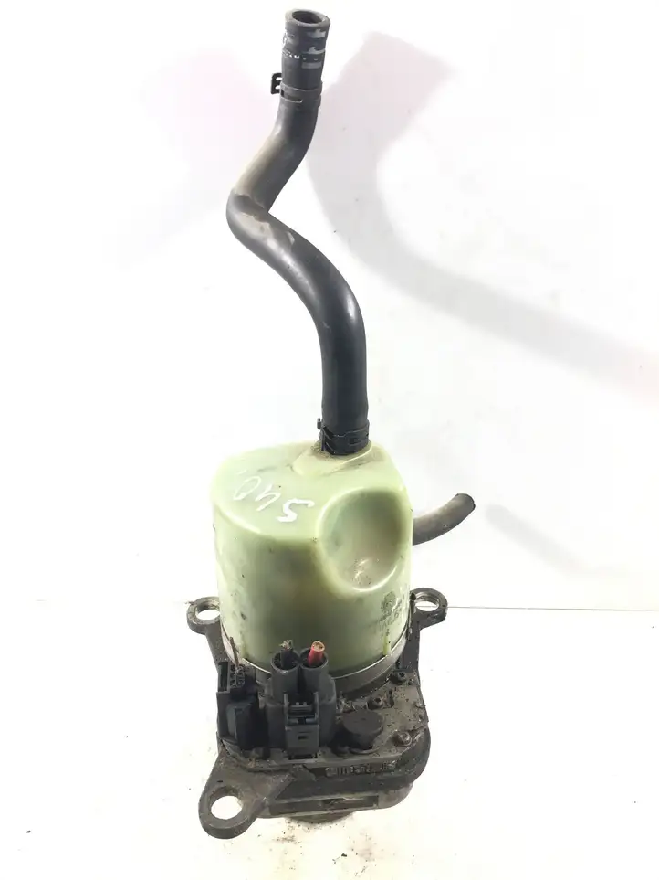Volvo S40 (2004 - 2007) 4N513K514DR Насос ГУР — фото 3
