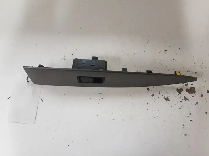 Toyota Avensis T270 (2009 - 2012) 7423105220 Блок кнопок стеклоподъемников — фото 4