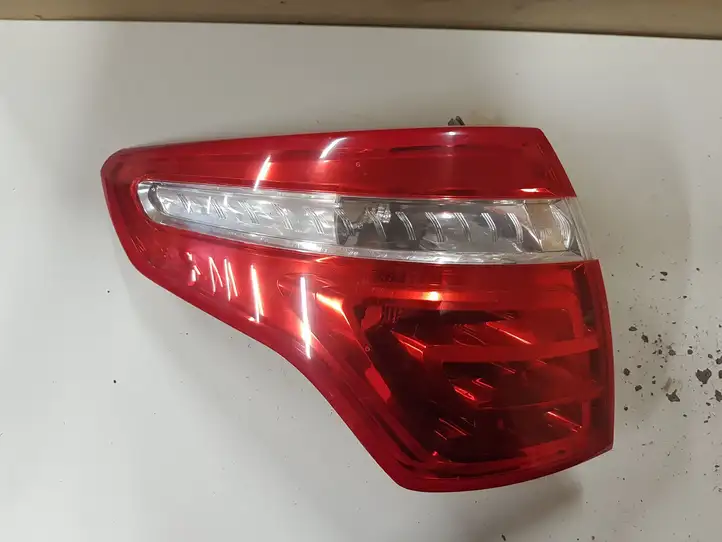 Citroen C4 I Picasso (2006 - 2013) 9653547580 Задний фонарь в кузове — фото 1