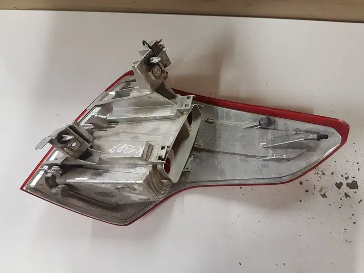 Citroen C4 I Picasso (2006 - 2013) 9653547580 Задний фонарь в кузове — фото 2