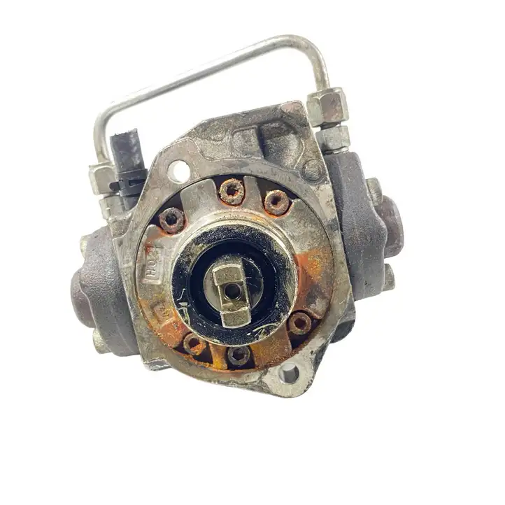 Toyota Avensis T250 (2003 - 2006) 221000R010 Топливный насос — фото 4