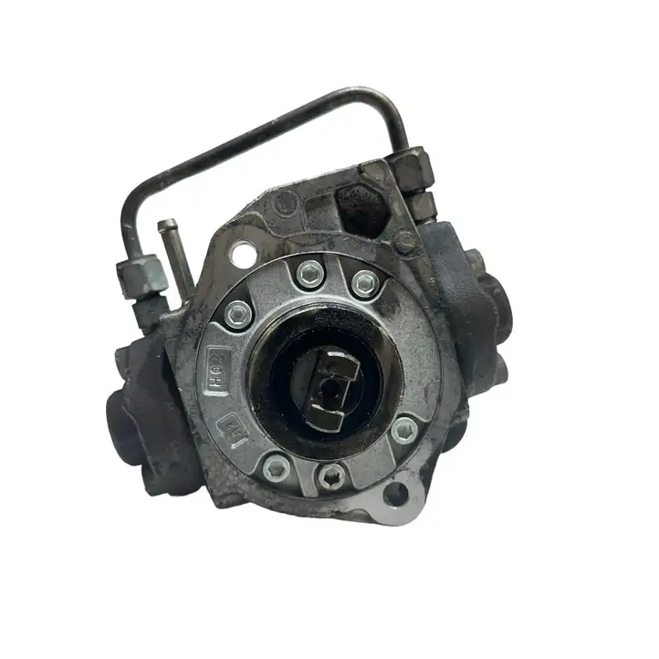 Toyota Avensis T250 (2006 - 2009) 221000R010 Топливный насос — фото 1