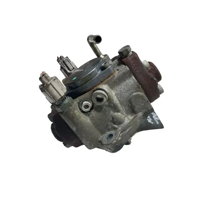 Toyota Auris 150 (2006 - 2012) 221000R020 Топливный насос — фото 4