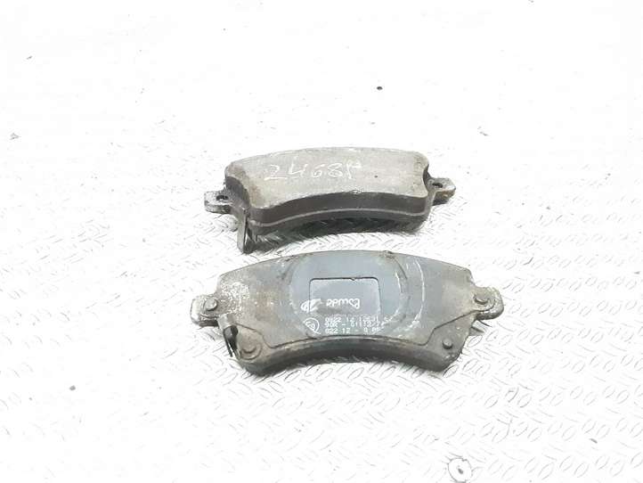 Toyota Corolla E120 E130 (2004 - 2007)   Тормозные колодки (передние)
