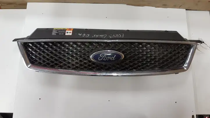 Ford Focus (2005 - 2008) 3M51R8200A Передняя решетка — фото 1