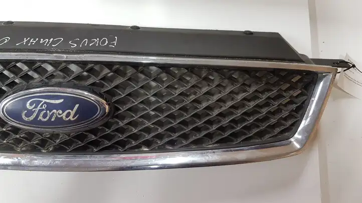 Ford Focus (2005 - 2008) 3M51R8200A Передняя решетка — фото 2