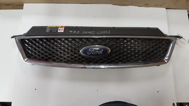 Ford Focus (2005 - 2008) 3M51R8200A Передняя решетка — фото 3