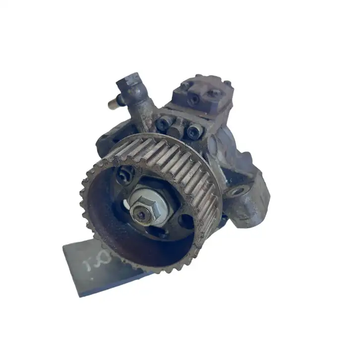 Nissan Qashqai (2006 - 2010) 8200430599 Топливный насос — фото 1