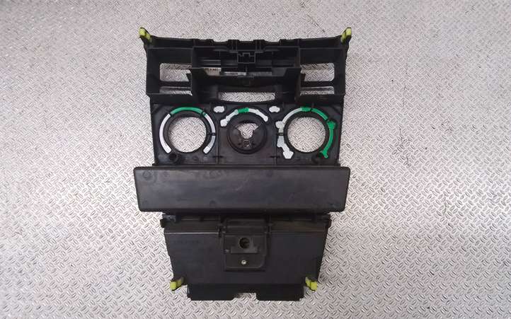 Toyota Corolla E120 E130 (2000 - 2004)  5541102160 Отделка контроля климата / контроля печки