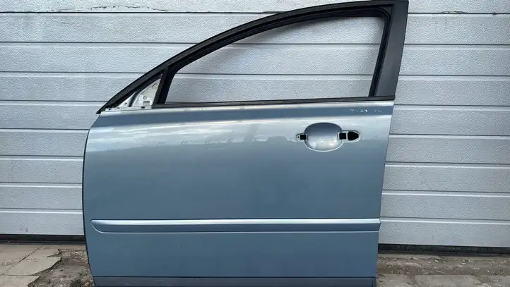 Volvo V50 (2008 - 2012) Дверь — фото 1