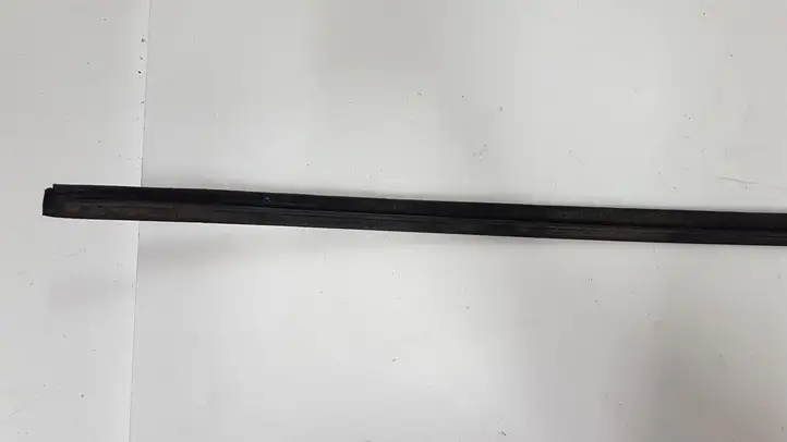 Volkswagen Golf VI (2009 - 2013) 5K0854319 Накладка стоек лобового стекла — фото 6