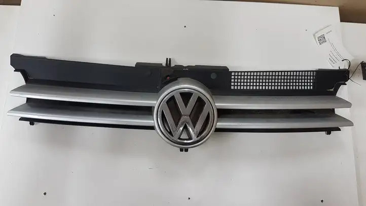 Volkswagen Golf IV (1998 - 2005) 1J0853651 Передняя решетка — фото 1