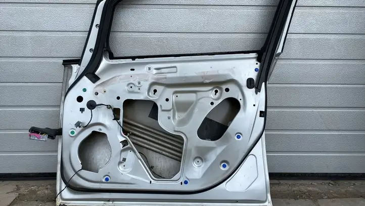Opel Astra J (2009 - 2012) Дверь — фото 6