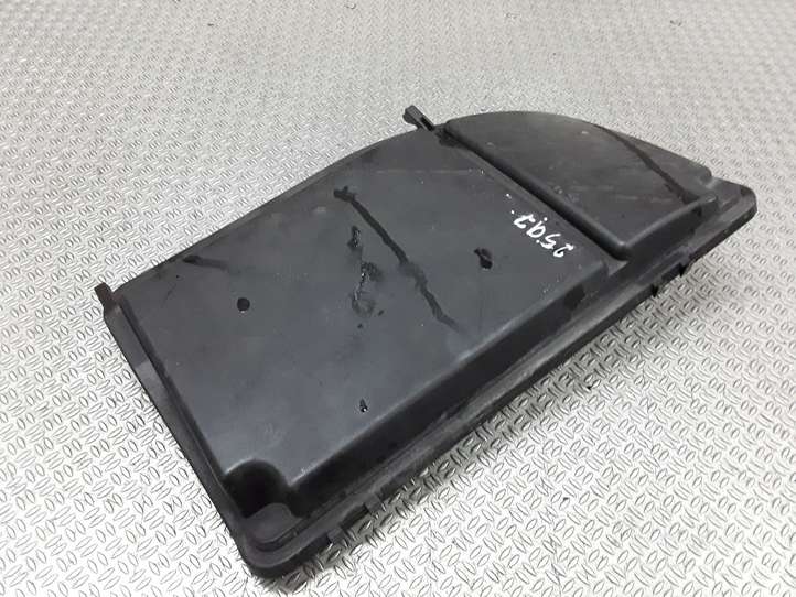 Mercedes-Benz ML W163 (1997 - 2005)  1635400182 Крышка ящика предохранителей