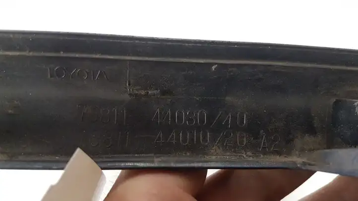 Toyota Avensis Verso (2001 - 2004) 7681144030 Подсветка номера — фото 6