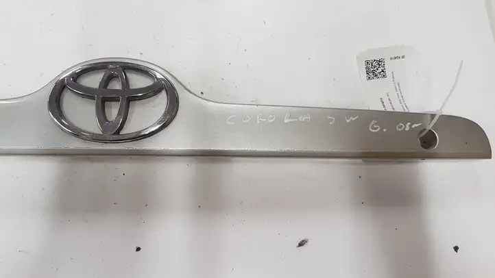 Toyota Corolla E120 E130 (2004 - 2007) 7680102150 Обшивка багажника — фото 6