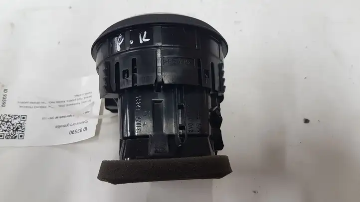 Audi A3/S3 8P (2004 - 2008) S1005638D Боковой воздушный дефлектор — фото 6