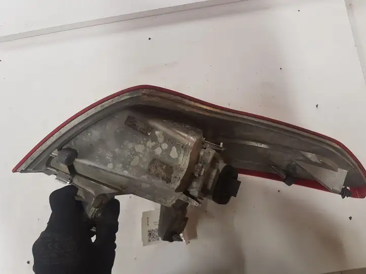 Citroen C4 I Picasso (2006 - 2013) 9653547480 Задний фонарь в кузове — фото 2