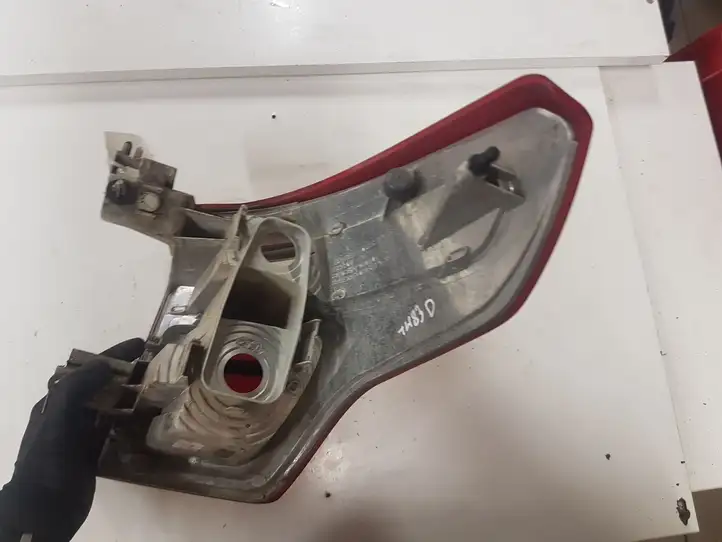 Citroen C4 I Picasso (2006 - 2013) 9653547580 Задний фонарь в кузове — фото 5