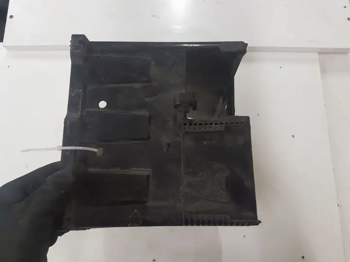Citroen C4 I Picasso (2006 - 2013) 9663615580 Крышка ящика аккумулятора — фото 3