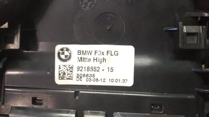 BMW 3 F30 F35 F31 (2012 - 2018) 921855215 Центральный воздушный дефлектор — фото 2