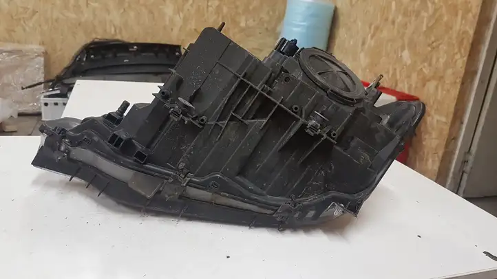 BMW 3 F30 F35 F31 (2012 - 2018) 63117259540 Передняя фара — фото 3