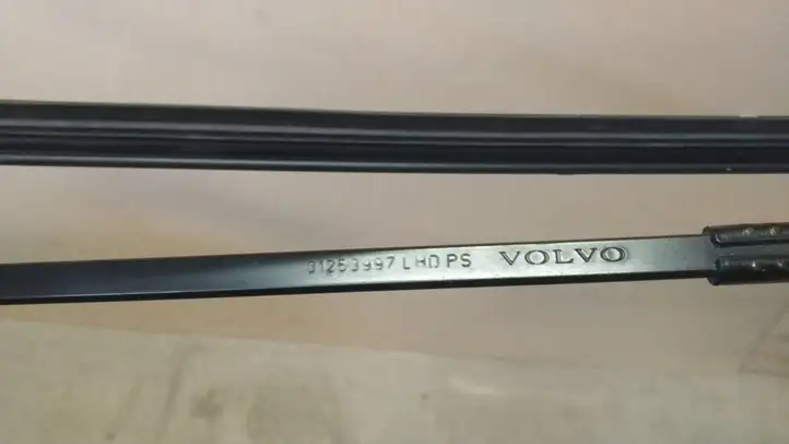 Volvo V50 (2008 - 2012) Дворники лобового стекла — фото 4