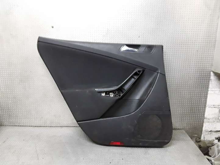 Volkswagen PASSAT B6 (2005 - 2010)   Комплект отделки дверей